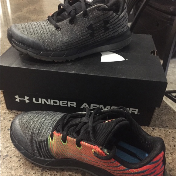 Boys shoes - Picture 2 of 2